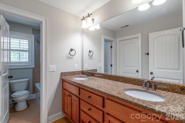 137 Northington Woods Drive, Mooresville, NC 28117