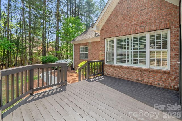 137 Northington Woods Drive, Mooresville, NC 28117