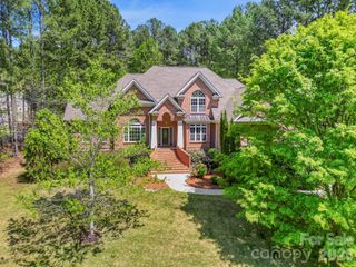 137 Northington Woods Drive, Mooresville, NC 28117