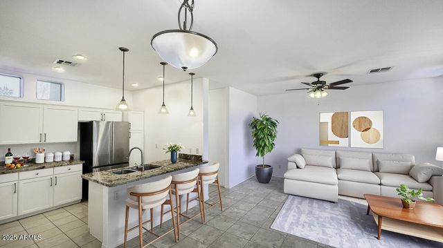 123 N WASHINGTON Street 22, Chandler, AZ 85225