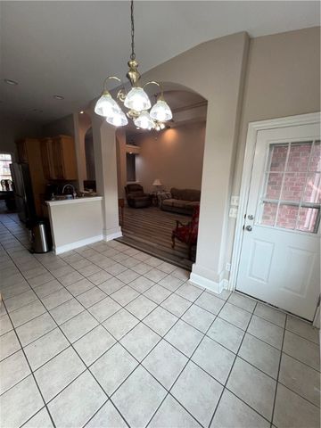 2605 6th Street, Bentonville, AR 72712