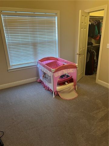 2605 6th Street, Bentonville, AR 72712