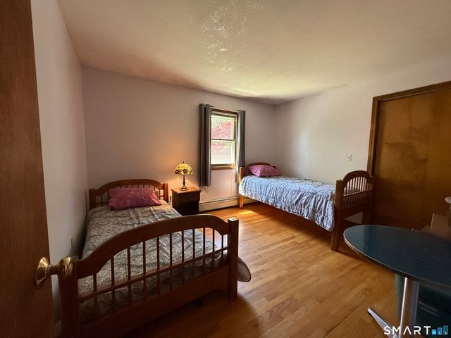 80 Ramsey Avenue, Naugatuck, CT 06770