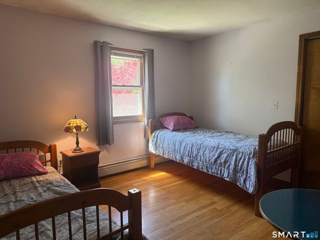 80 Ramsey Avenue, Naugatuck, CT 06770