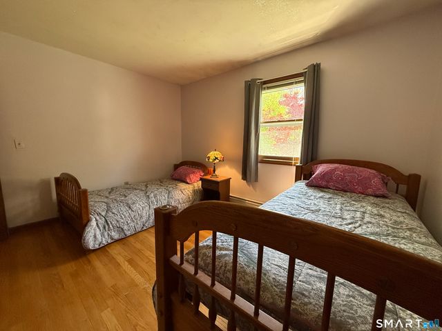 80 Ramsey Avenue, Naugatuck, CT 06770