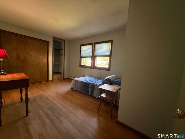 80 Ramsey Avenue, Naugatuck, CT 06770