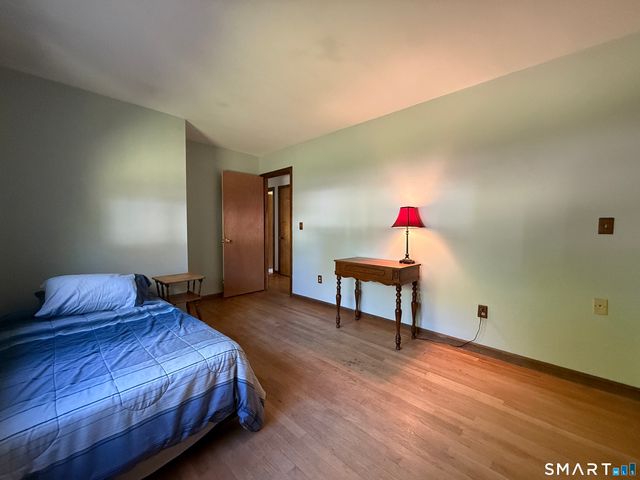 80 Ramsey Avenue, Naugatuck, CT 06770