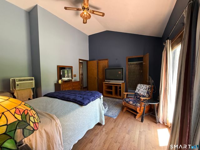 80 Ramsey Avenue, Naugatuck, CT 06770