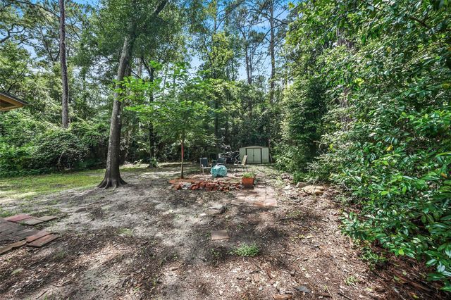 6387 Oak Knoll Road, Montgomery, TX 77316