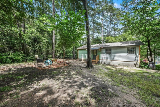 6387 Oak Knoll Road, Montgomery, TX 77316