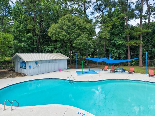 6387 Oak Knoll Road, Montgomery, TX 77316