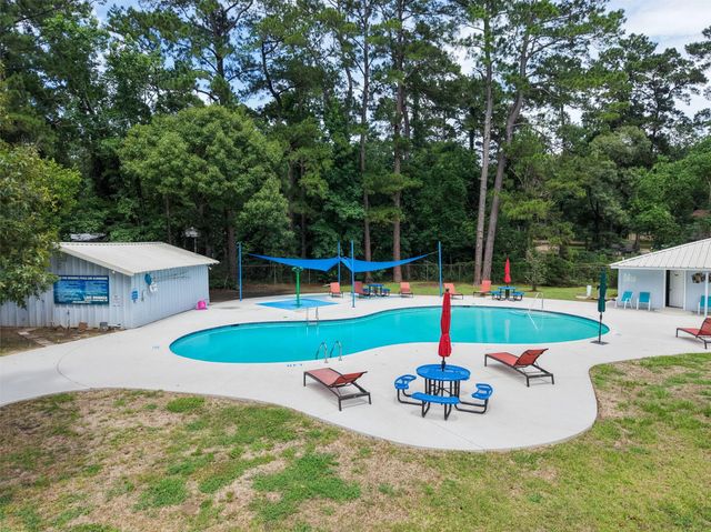 6387 Oak Knoll Road, Montgomery, TX 77316