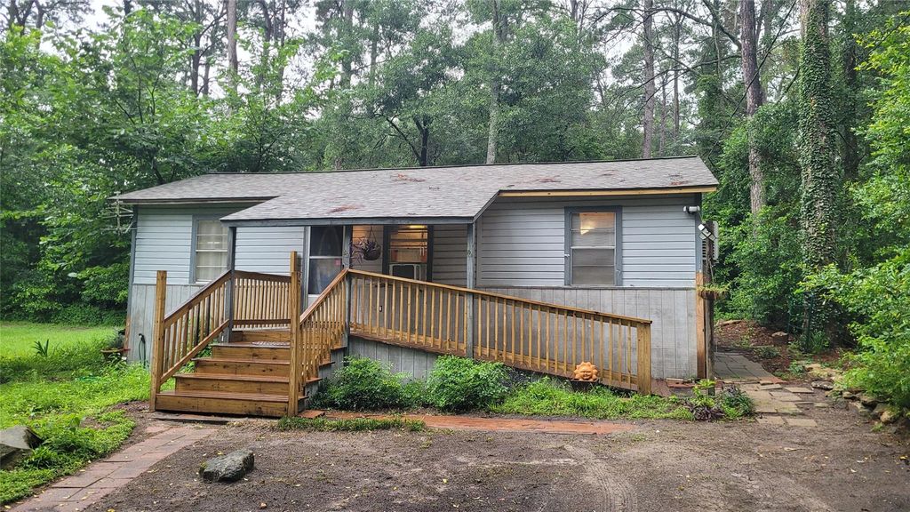 6387 Oak Knoll Road, Montgomery, TX 77316