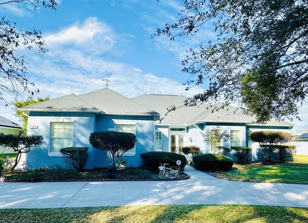 539 DOWLING CIRCLE, Lady Lake, FL 32159