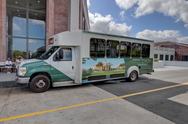 133 Ventnor Drive 133, Deerfield Beach, FL 33442