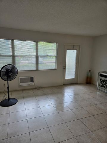 133 Ventnor Drive 133, Deerfield Beach, FL 33442