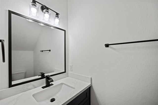 1071 Saint Clair Street, Houston, TX 77088