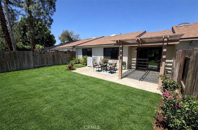 9042 Chaucer Circle, Riverside, CA 92503