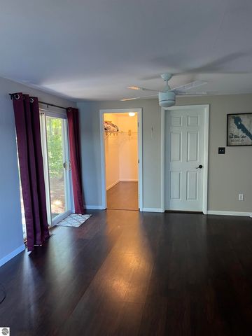 6466 Westshore Drive, Oscoda, MI 48750