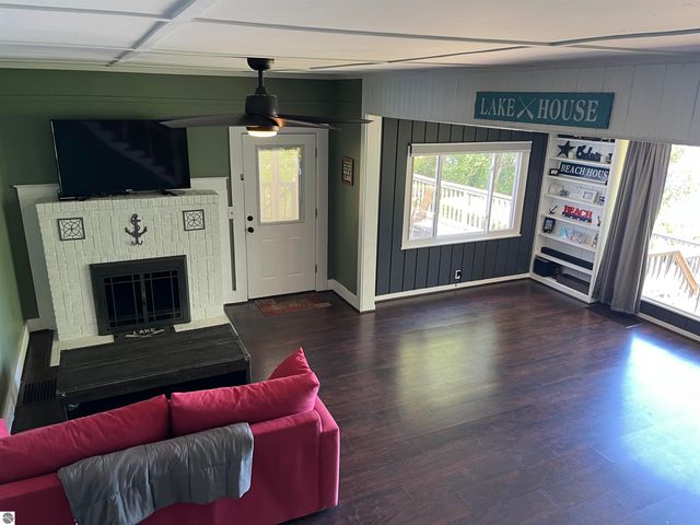 6466 Westshore Drive, Oscoda, MI 48750