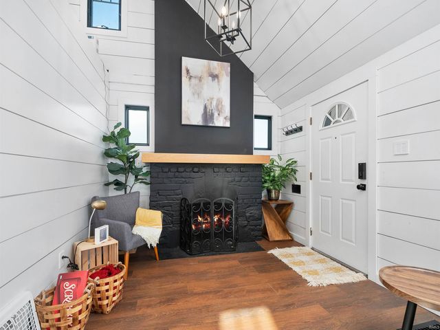 4318 Buell Drive, Fort Wayne, IN 46807