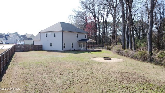 109 Abbington Place, Pikeville, NC 27863