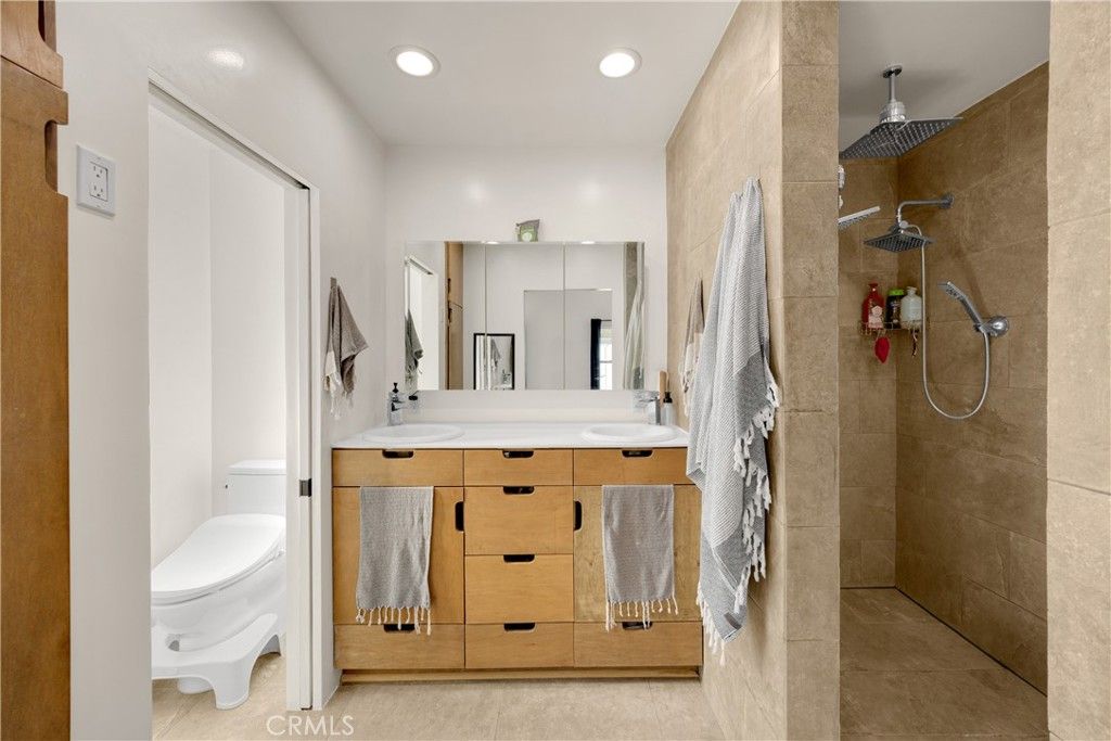 Image 32 of property listing at 506 E 11th, Upland, CA 91786