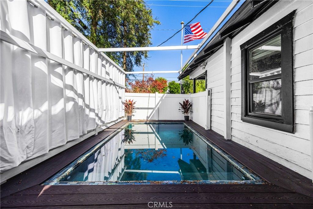 Image 39 of property listing at 506 E 11th, Upland, CA 91786
