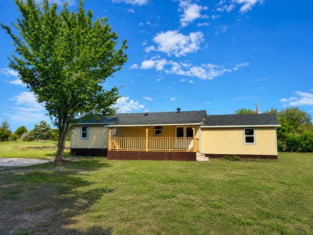 8275 Bay Drive, Quinlan, TX 75474