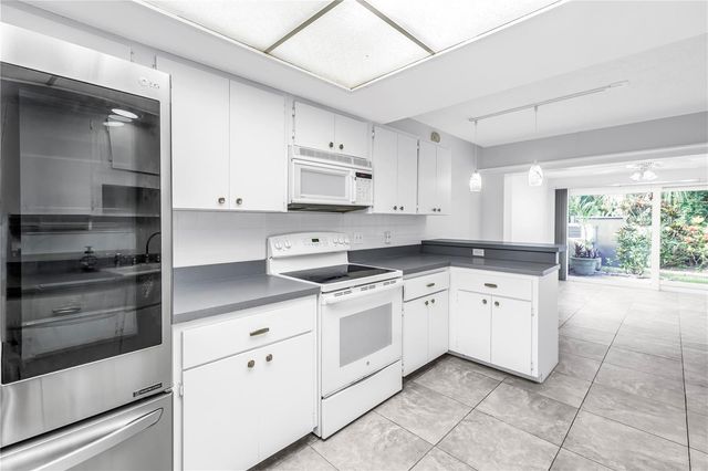 13300 INDIAN ROCKS ROAD 103, Largo, FL 33774