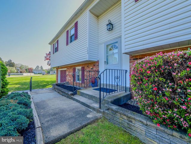 700 COTTON LN, Upper Chichester, PA 19014