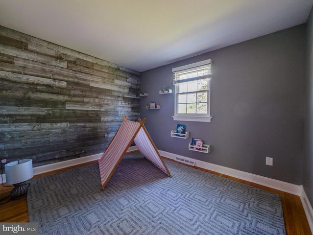 700 COTTON LN, Upper Chichester, PA 19014