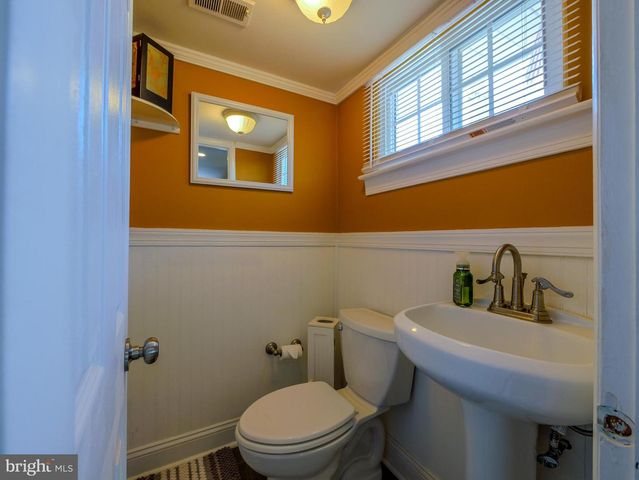 700 COTTON LN, Upper Chichester, PA 19014