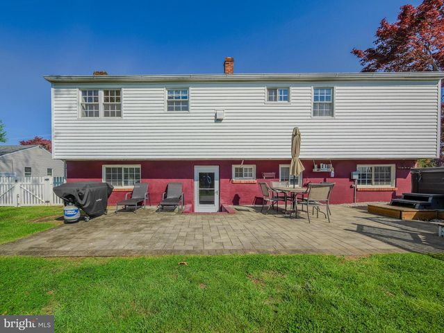 700 COTTON LN, Upper Chichester, PA 19014