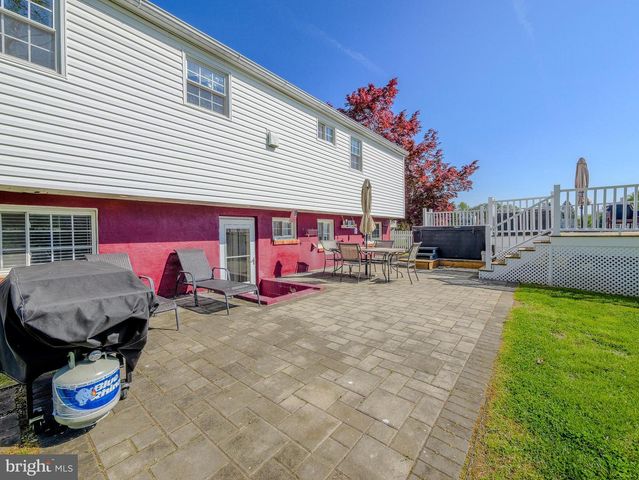 700 COTTON LN, Upper Chichester, PA 19014