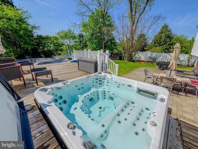 700 COTTON LN, Upper Chichester, PA 19014