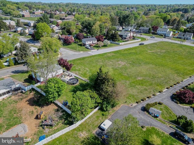 700 COTTON LN, Upper Chichester, PA 19014