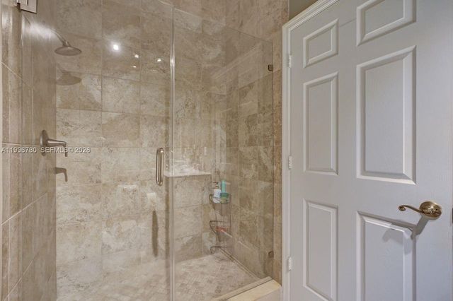 3982 W Whitewater Ave, Weston, FL 33332