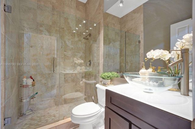 3982 W Whitewater Ave, Weston, FL 33332