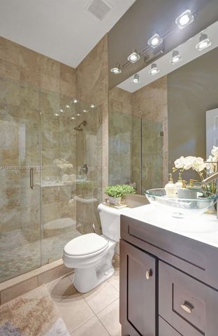 3982 W Whitewater Ave, Weston, FL 33332