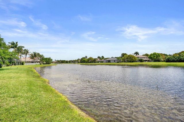 3982 W Whitewater Ave, Weston, FL 33332