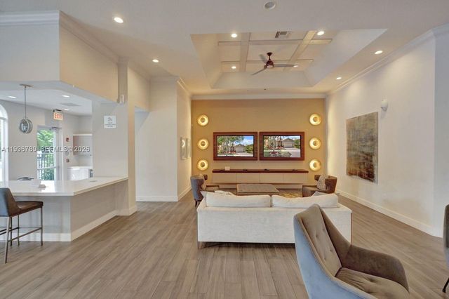 3982 W Whitewater Ave, Weston, FL 33332