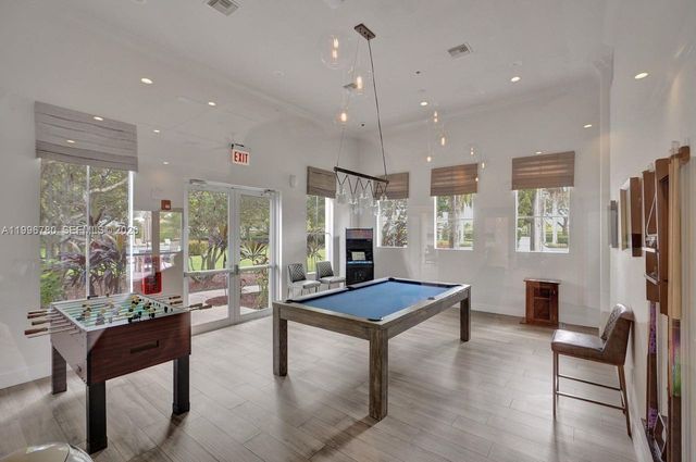 3982 W Whitewater Ave, Weston, FL 33332