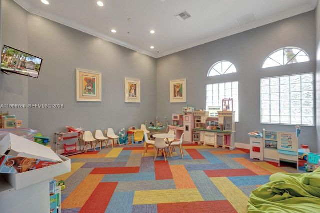 3982 W Whitewater Ave, Weston, FL 33332