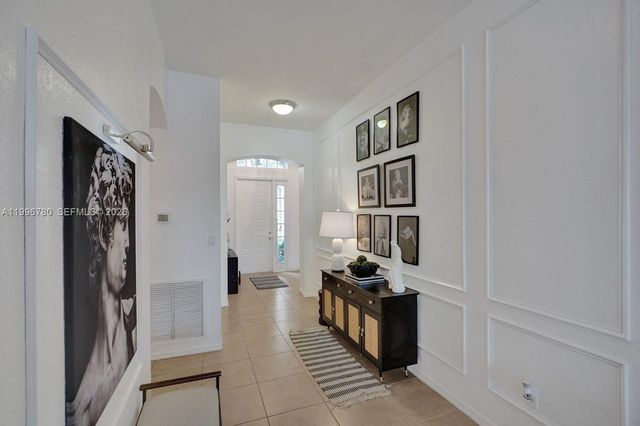 3982 W Whitewater Ave, Weston, FL 33332