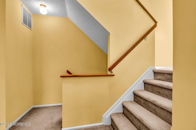 28 Madison Court, Tinton Falls, NJ 07712