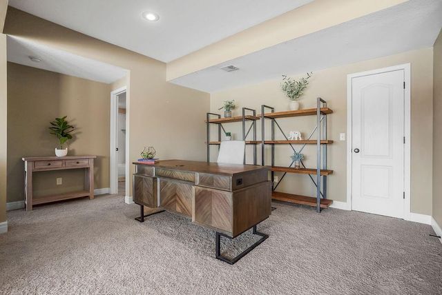 1205 Richards Circle, Raymore, MO 64083