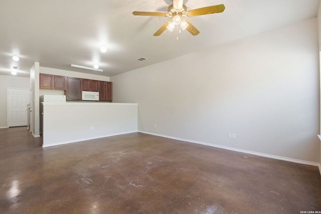 10819 Mathom Lndg Apt 1, Universal City, TX 78148