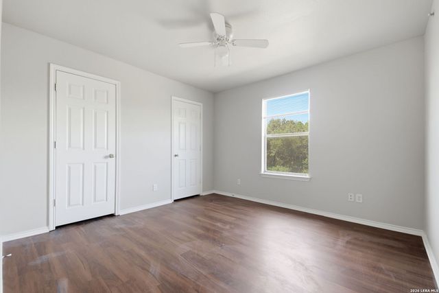 10819 Mathom Lndg Apt 1, Universal City, TX 78148