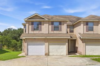 10819 Mathom Lndg Apt 1, Universal City, TX 78148